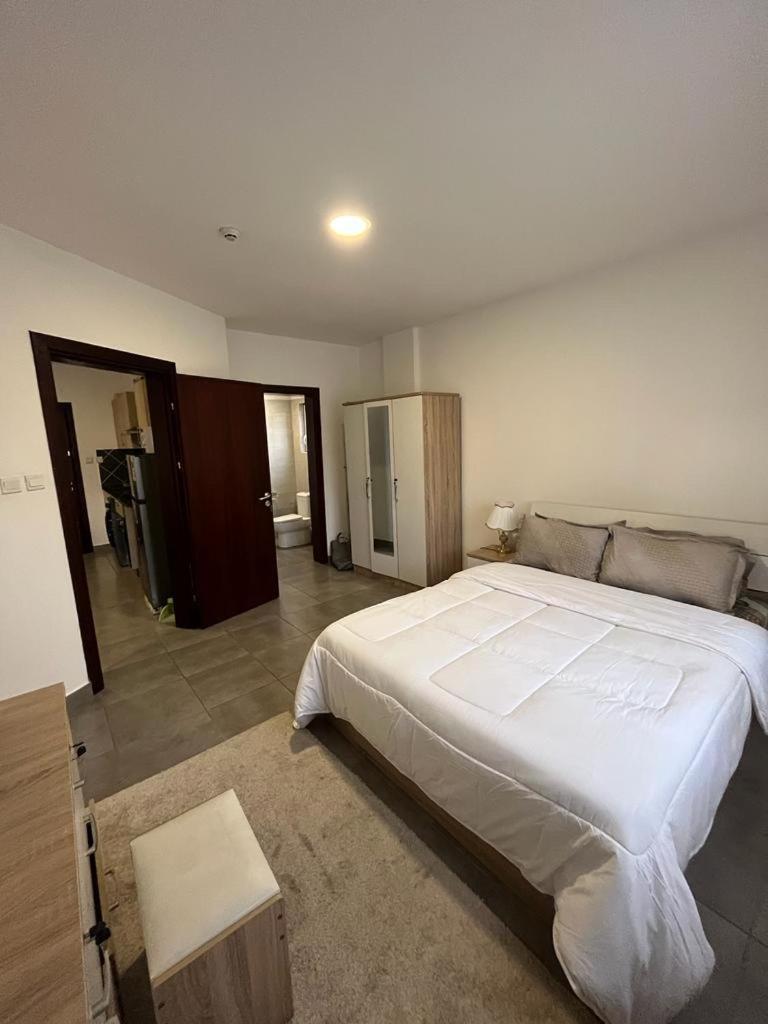 Lovely & Cozy 1 Bedroom Serviced Apartment Akra Dış mekan fotoğraf